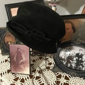 Rare 1920 Child’s Cloche Hat